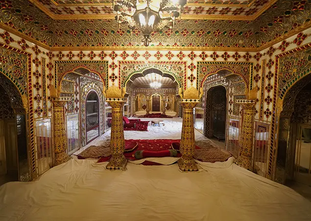 ## Beyond the Curry: Unearthing Jaipur's Hidden Cu...
