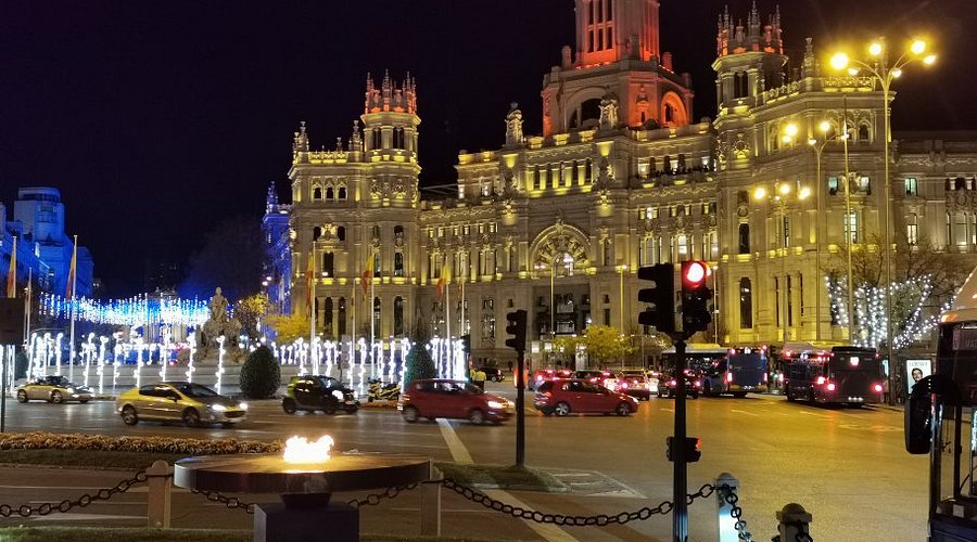 A bustling street scene near Plaza Mayor in Madrid, showcasing the central location of The Hat Madrid.