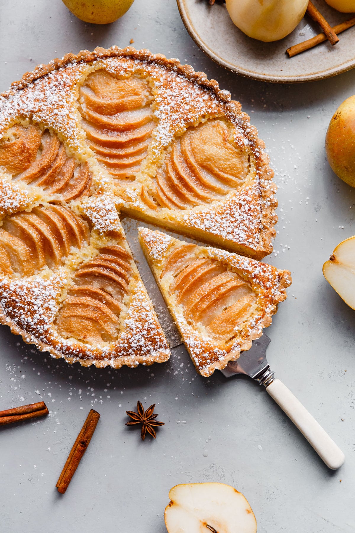 Sliced pears spiced ginger lemon juice bowl