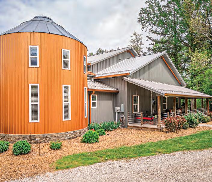 Farmhouse Fresh: Three Easy DIY Projects to Bring Autumn's Warmth Inside