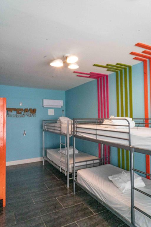 A comfortable dorm room in Casa Gracia