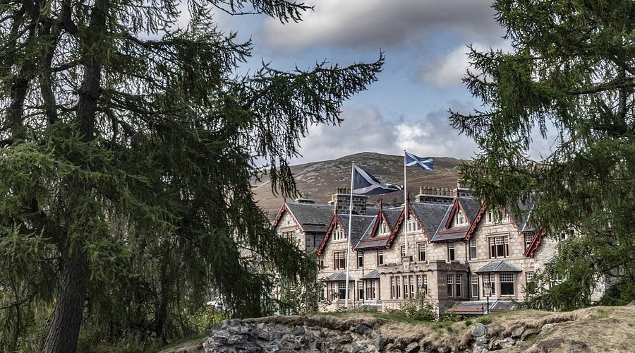 The Fife Arms Whisky Bar