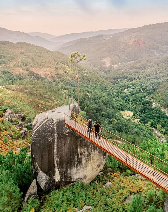 Volunteers cleaning up plastic waste on Praia do Monte Verde