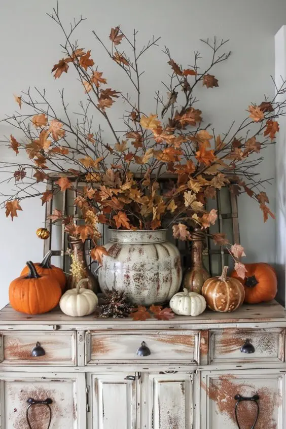 Fall farmhouse tablescape