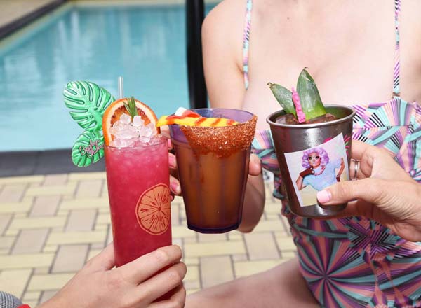 The iconic Flatiron Building nearby Freehand hostel