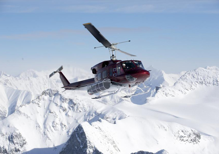 Heli-Skiing in the Monashee Mountains
