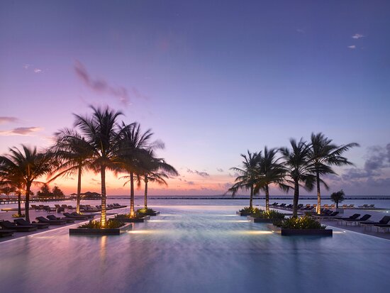 ## Emerald Lagoon Resort: Your Romantic Escape Awa...