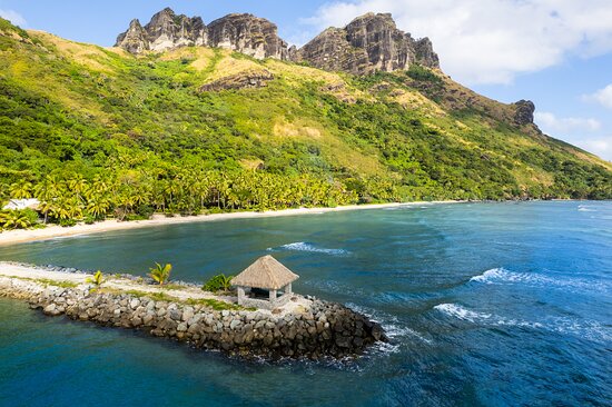 Arieal view with the Yasawa Islands