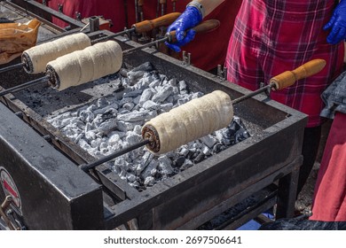 A watercolor sketch of Szimpla Kert, a ruin bar in Budapest, showing its eclectic decor and lively atmosphere.