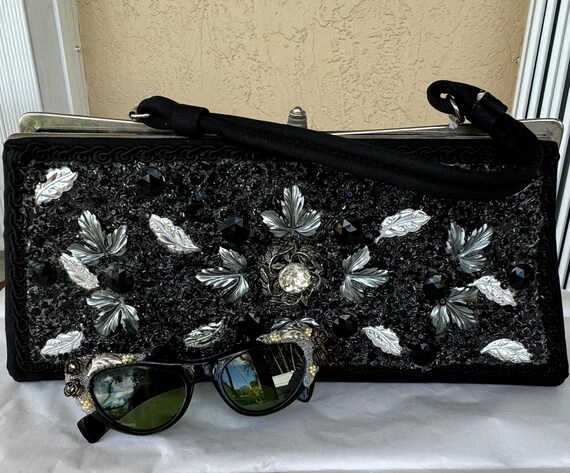 Close Up Vintage Clothing