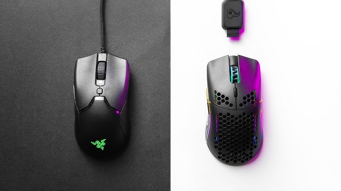 Demonstration of the Razer DeathAdder V3 Pro being used with a fingertip grip, showing a small hand controlling the mouse with fingertips.