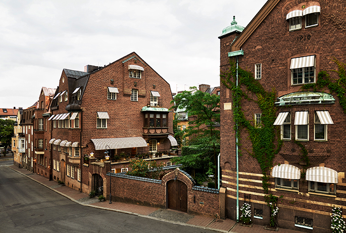 Ett Hem's exterior in a quiet, residential neighborhood of Östermalm