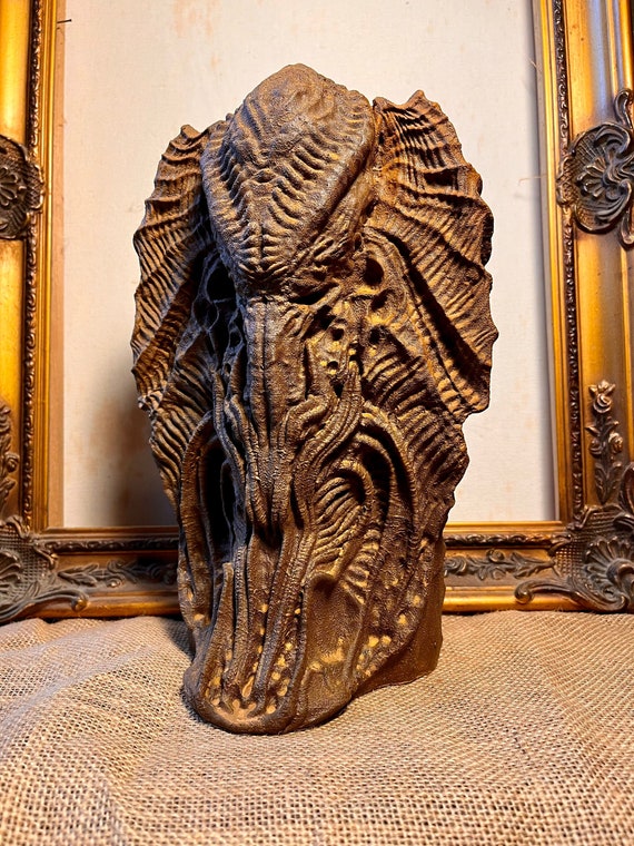 New or altered environmental assets – corrupted shrines, unsettling decorations, altered dungeon layouts that emphasize claustrophobia.