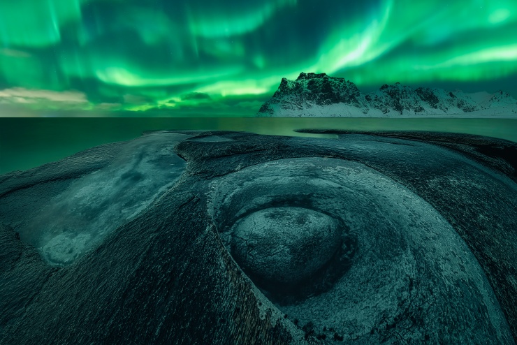 # Chasing the Arctic Dream: Unforgettable Winter A...