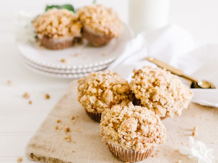 The Best Homemade Apple Crumble Muffins NEW