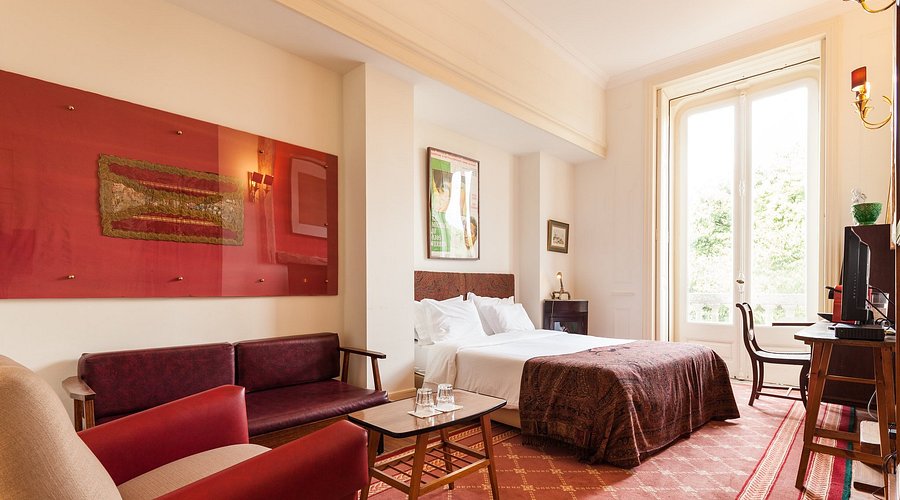 The Independente Hostel Lisbon Tagus River view rooms