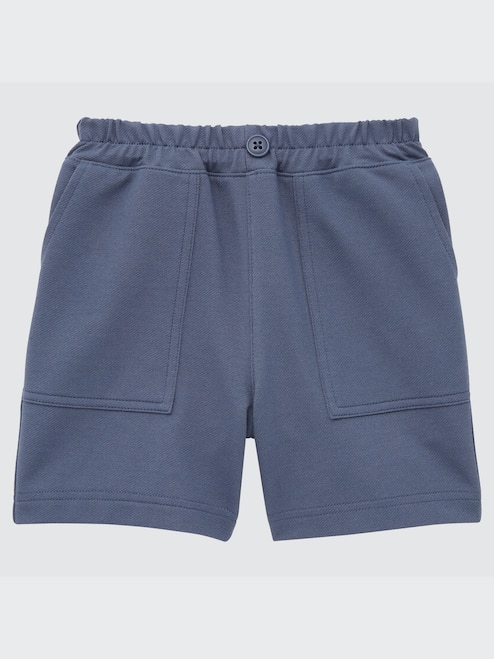 A look at a stone building in an immersive setting.