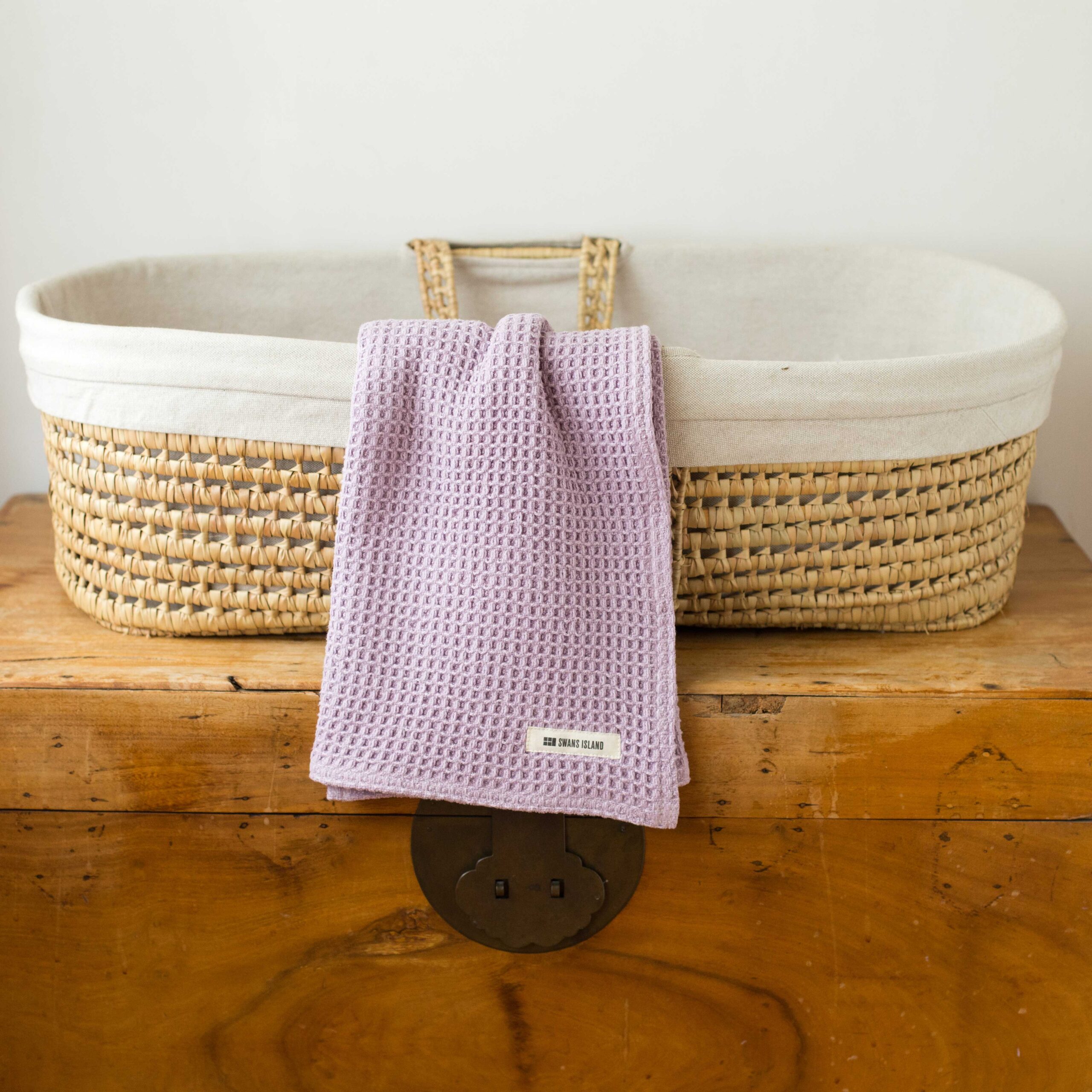 Winter Linen Refresh: Sustainable Care for Cozy...