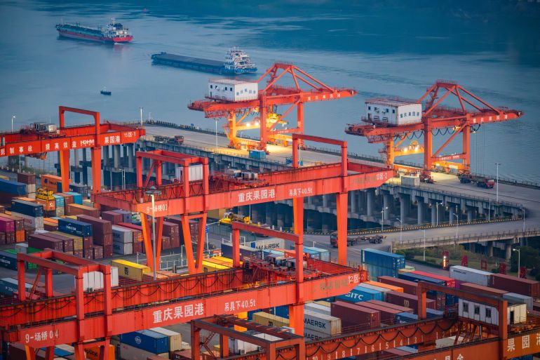 The Source 2 Hammer editor interface, with a focus on its streamlined layout, improved tools, and enhanced visual feedback for map creation.