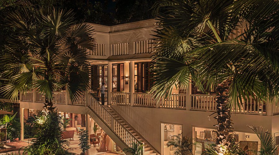 ## A Budget Traveler's Cynical Guide to The Drunke...