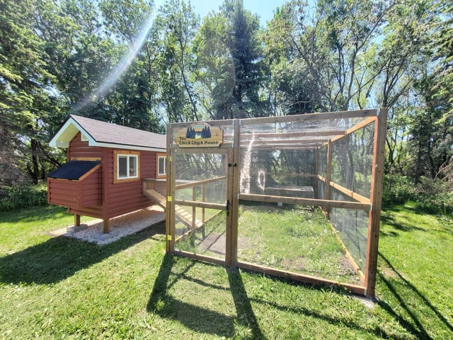 Another chicken coop example
