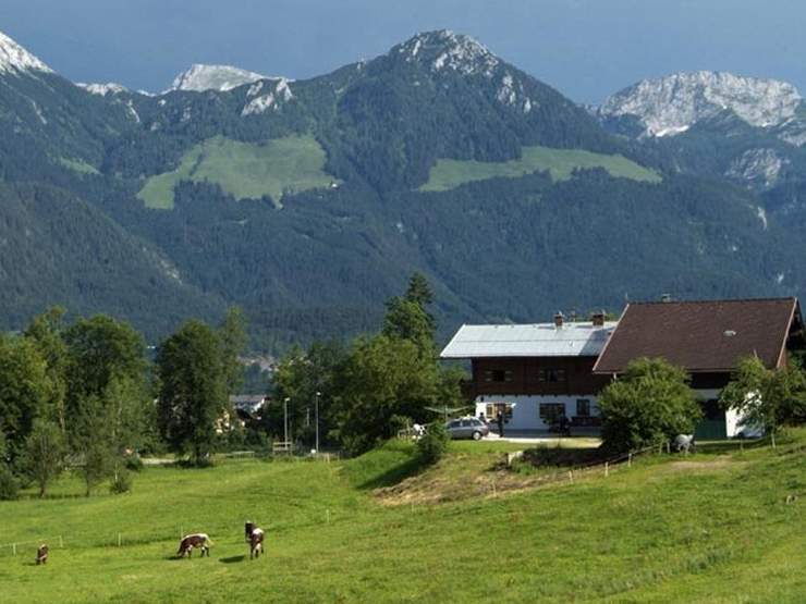 # Escape the Ordinary: Mindful Travel in the Bavar...