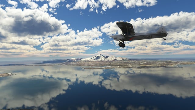 Side-by-side comparison screenshots from Alan Wake 2 showcasing the visual differences between DLSS Frame Generation