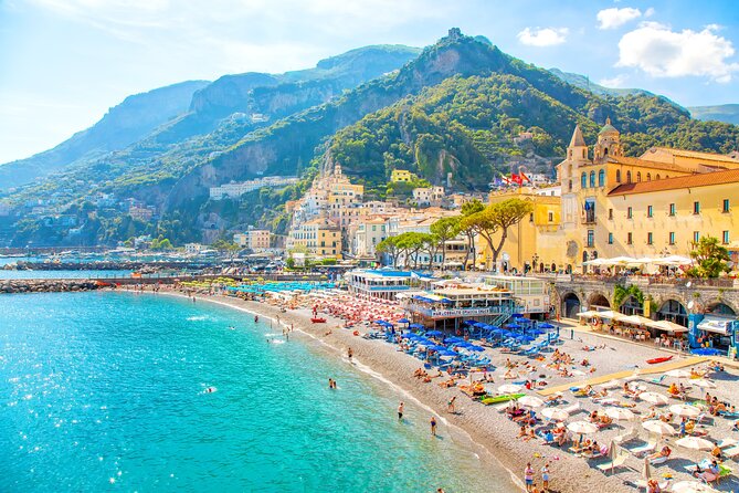 Positano's colorful houses cascading down to the turquoise sea. Your dream Italian getaway awaits. #Positano #AmalfiCoast #Italy #SeaView #ItalianVacation #DreamGetaway #Vistalocation