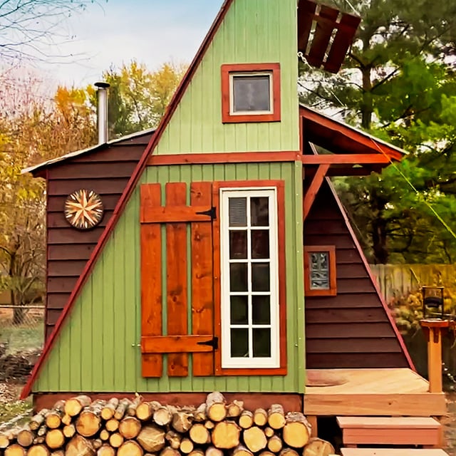 Cluckingham Palace: Build Your Own DIY Insulate...