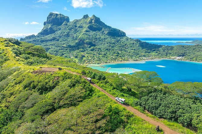 View of Bora Bora lagoon from a hiking trail on Mount Otemanu