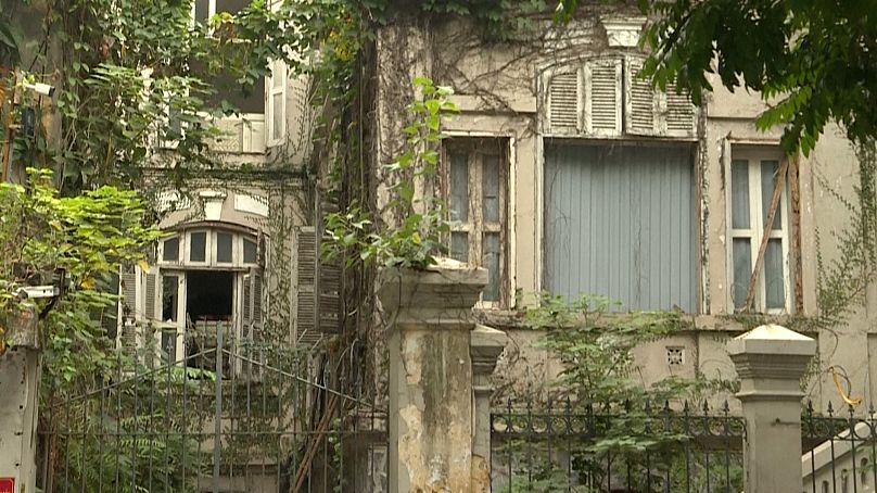Hoan Kiem Lake at dawn, Hanoi.
