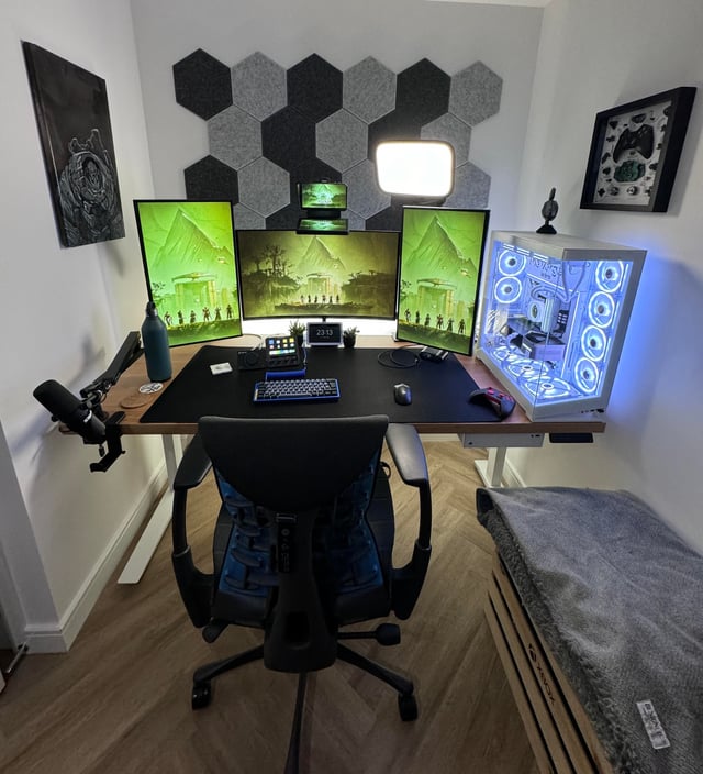 # Corsair iCUE LINK H150i LCD Review: Simplifying...