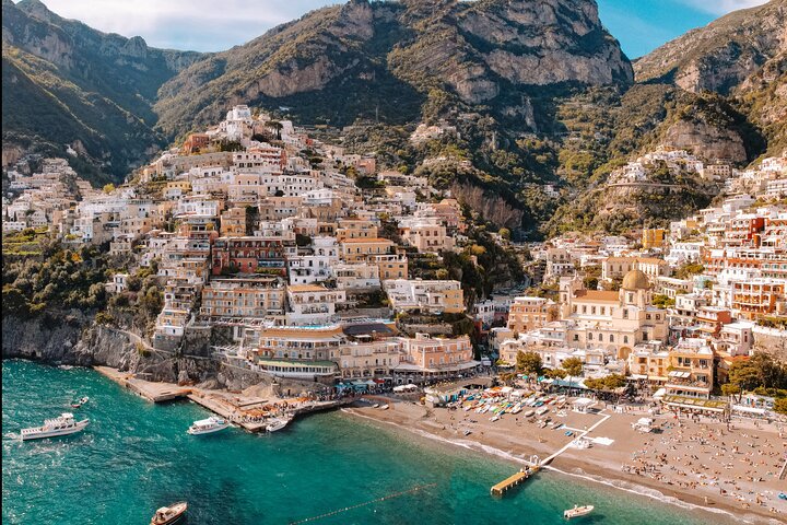 Positano vista from the winding road