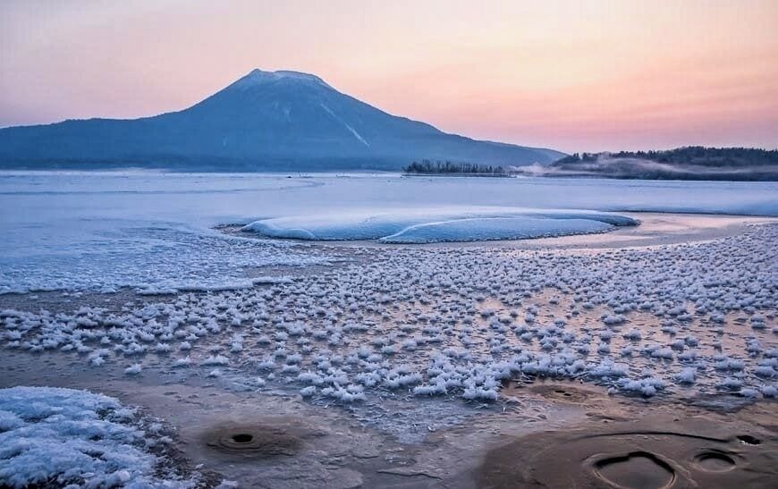 # Beyond the Slopes: Discover Hokkaido's Untamed W...