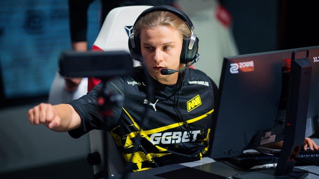 The Na'Vi team celebrating their victory at the PGL Copenhagen Major 2024 Grand Final, a bittersweet moment considering the technical difficulties faced by FaZe Clan.