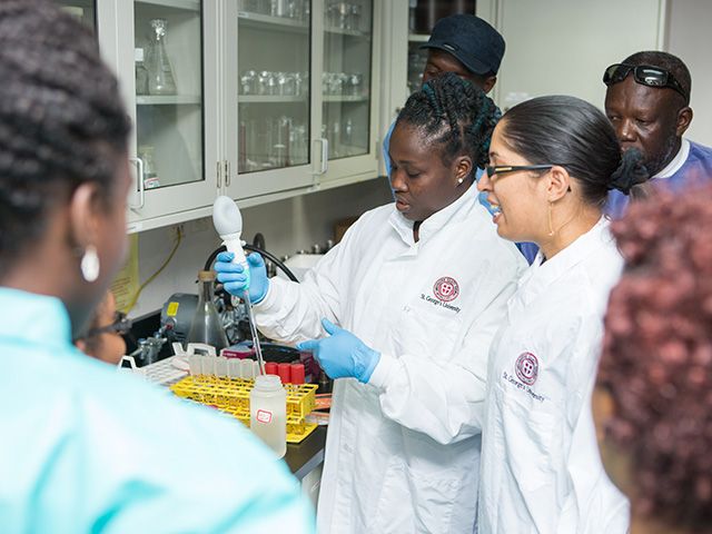 A screenshot showing the enhanced lighting and shadow effects in Garry's Mod thanks to the new ray-traced shader system.