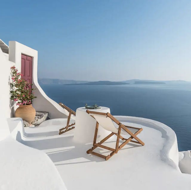 ## Santorini Dreams: A Romantic Escape to The Clif...