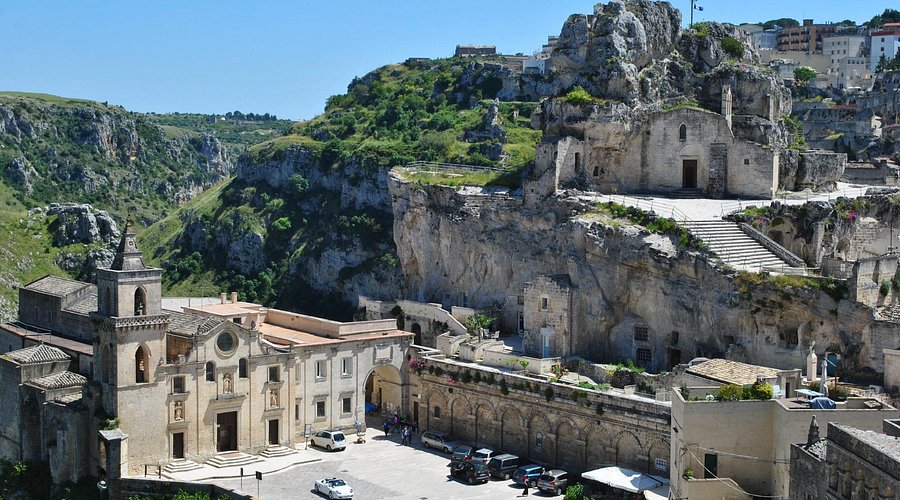 Interior view of the Church of Santa Maria de Idris, showcasing Byzantine frescoes