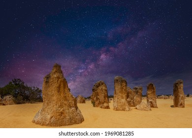 Pinnacles Desert night sky