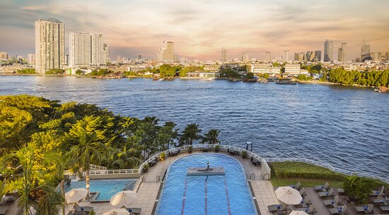 Sunset over the Chao Phraya - The River View Hostel offers unbeatable views.