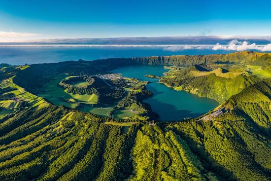 Sete Cidades Lake