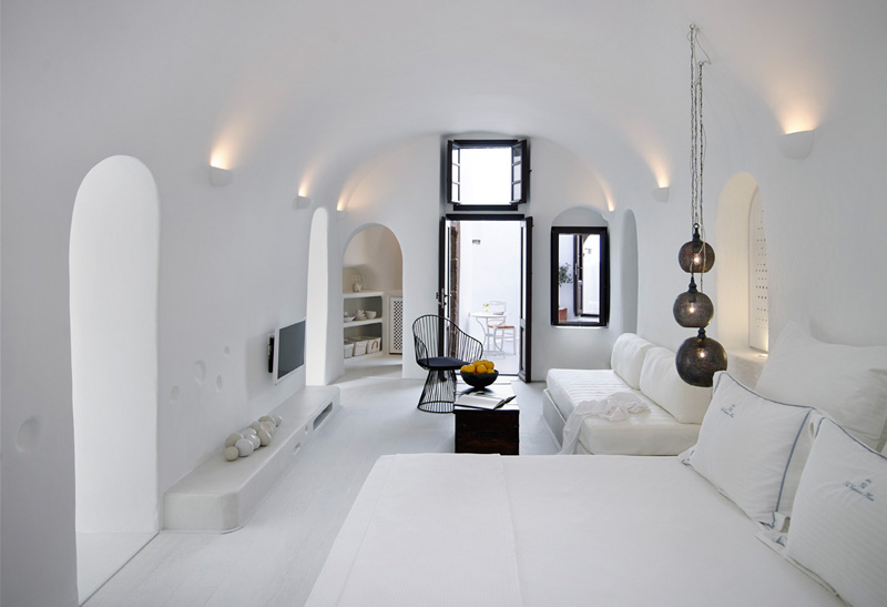 ## Santorini Zen Cave: My Creative Escape (and Why...