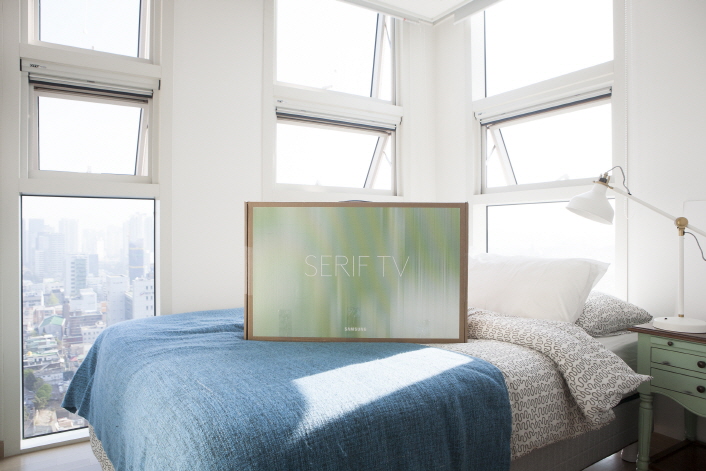 Denim jacket unboxing parody screenshots