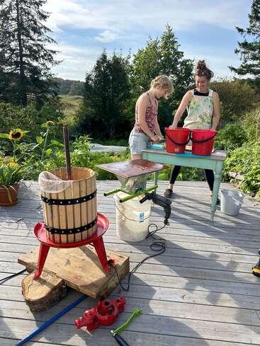 From Garden to Table: A Beginner's Guide to Pres...