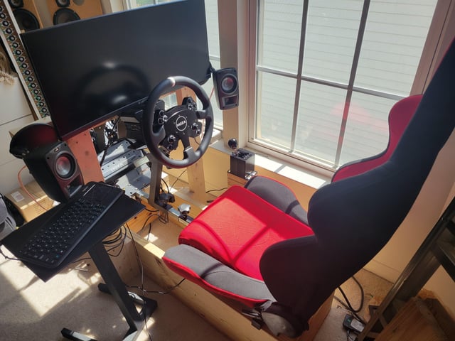 Close-up product shots of the Fanatec CSL DD wheel base, CSL Elite Pedals V2, and Next Level Racing F-GT Lite cockpit on a clean white background.