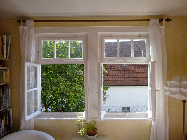 Breathe Easy: Spring Airing for a Refreshed Hom...
