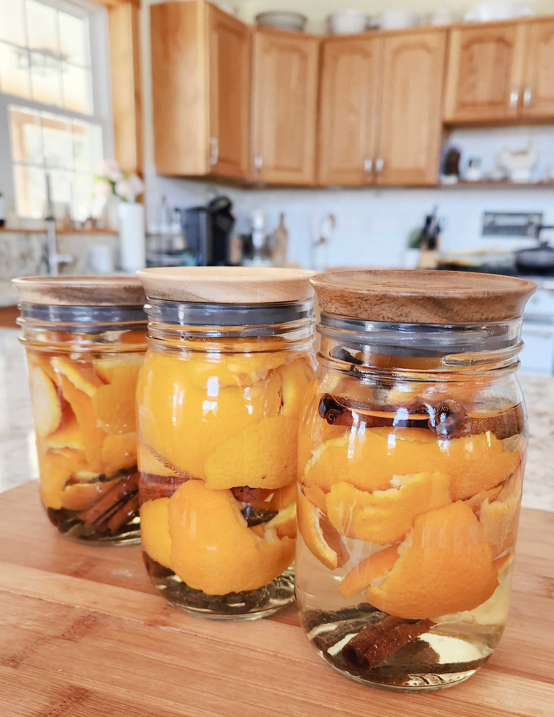 Farmhouse Fresh: Naturally Clean Your Home with...