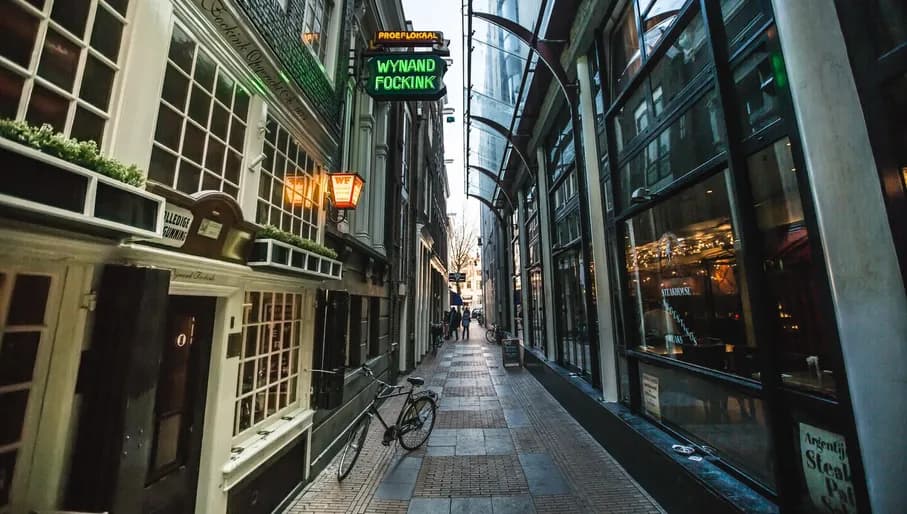 Jenever tasting at House of Bols in Amsterdam