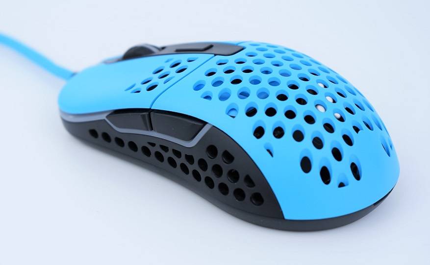 Different grip styles for the Logitech G Pro X Superlight 2