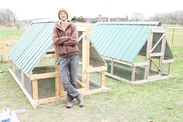 Mobile Homesteading: Build a DIY Chicken Tracto...